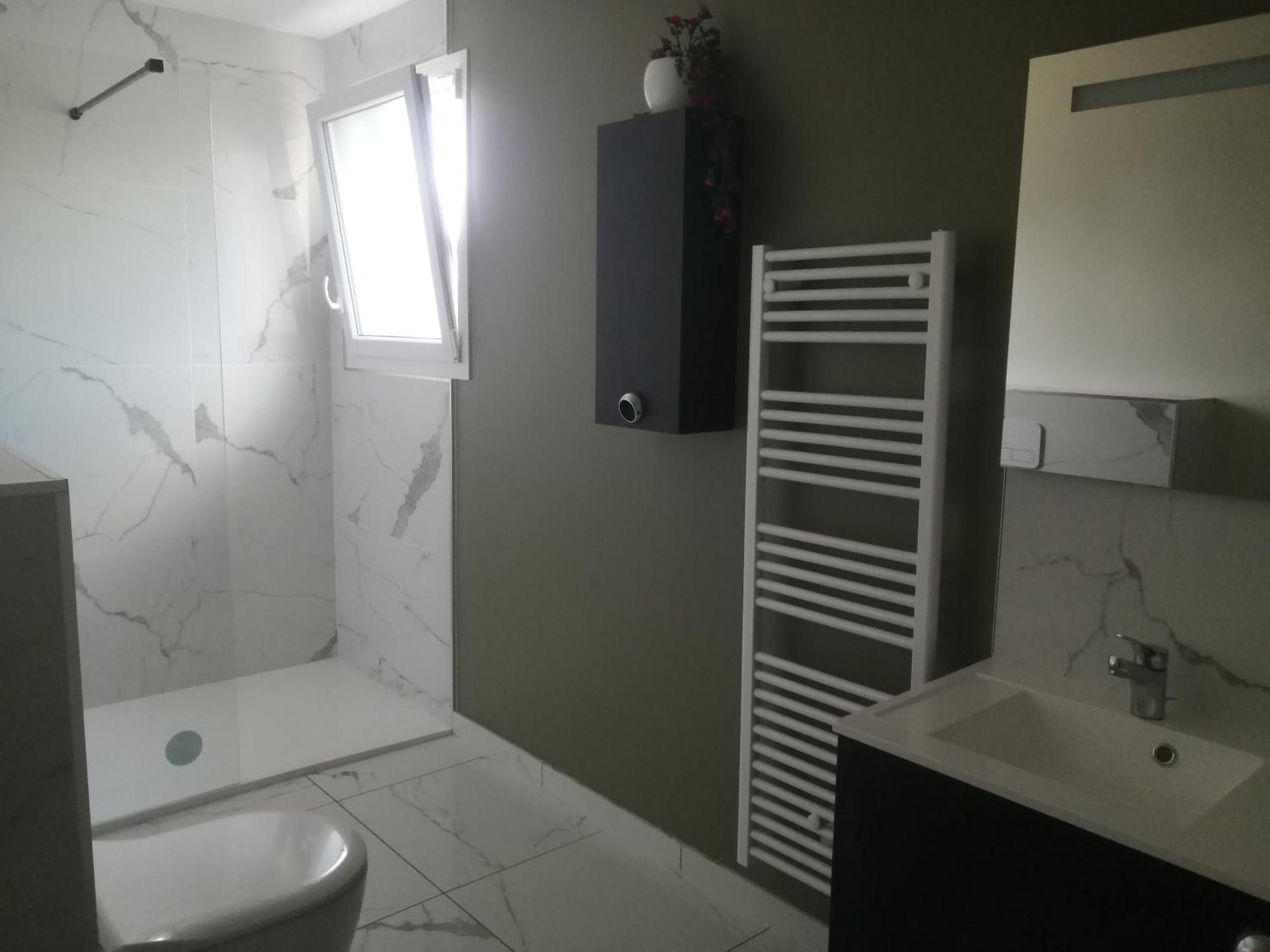 Charmes  Chambre Privee Dans Une Maison Familiale المظهر الخارجي الصورة