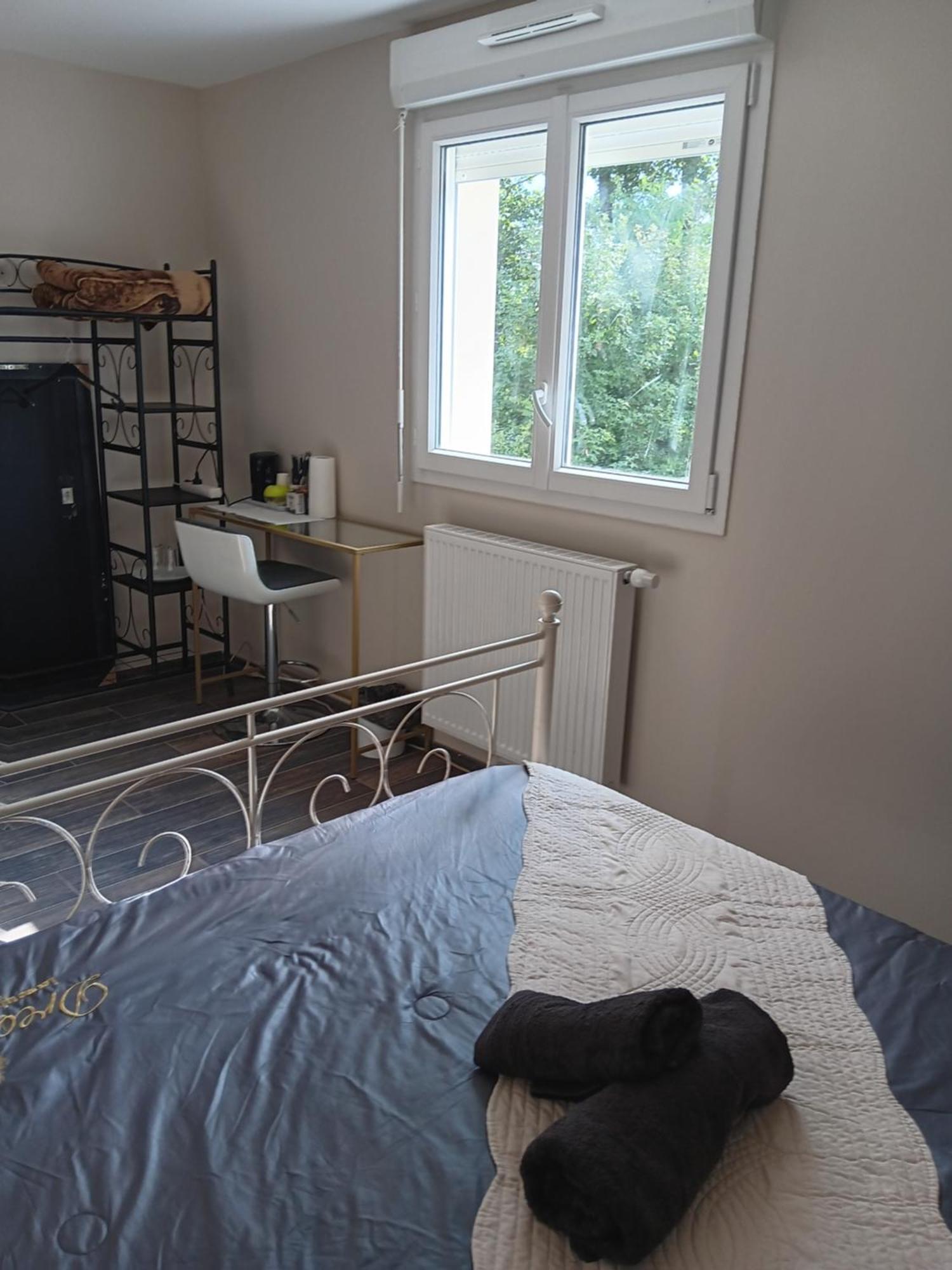 Charmes  Chambre Privee Dans Une Maison Familiale المظهر الخارجي الصورة